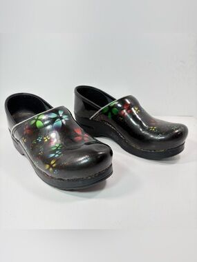 Dansko Professional Womens EU 39 Black Floral Slip On Clogs US 8.5-9 Nurse